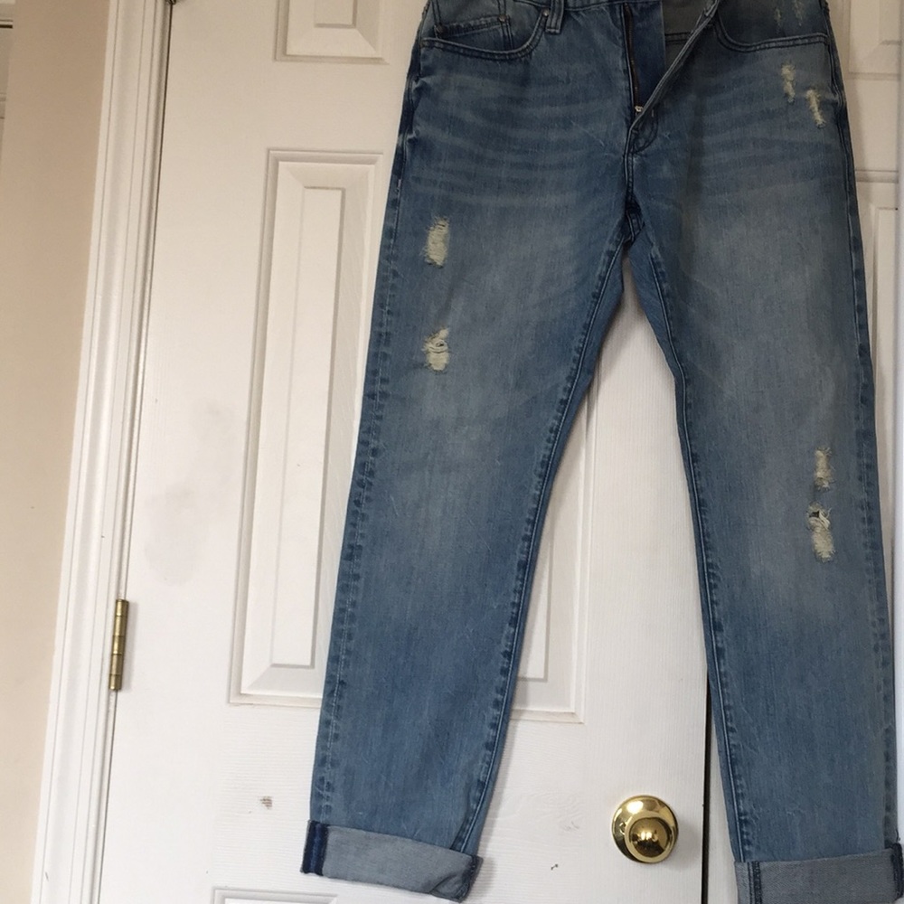 Men’s Ripped Jeans
